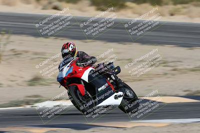 media/Nov-16-2025-Race Pace (Sun) [[8c5fa54630]]/Non Verified Riders (1st 20 Minutes)/2-Turn 10 (1010am)/